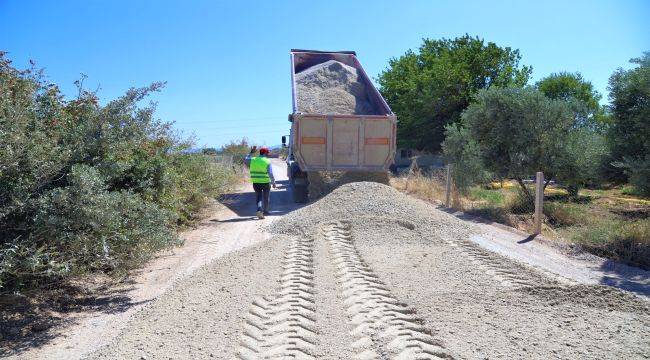Menderes Belediyesi Yol Çalışmalarına Devam Ediyor