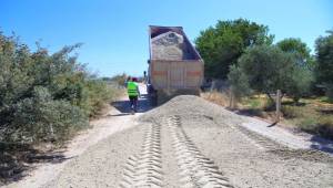 Menderes Belediyesi Yol Çalışmalarına Devam Ediyor