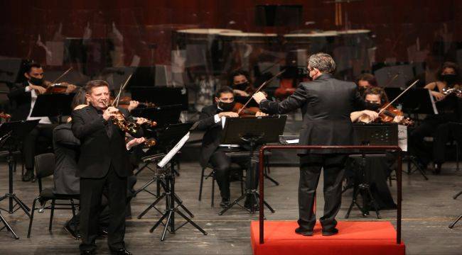 Baba ve Oğuldan Muhteşem Konser