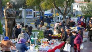 Buca'da Yerli Malı Haftası İçin Üretici Pazarı