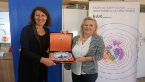 Hollanda Kraliyeti Büyükelçisi, İGC'yi Ziyaret Etti