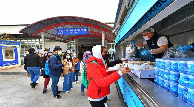 İzmir Büyükşehir'den Çorba Durağı Hizmeti