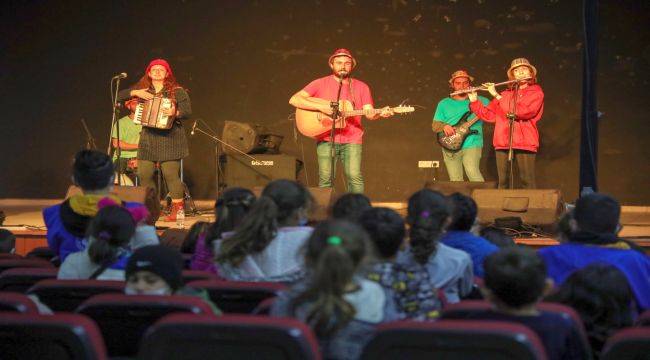 Karşıyaka'da Şubadap Çocuk Konseri