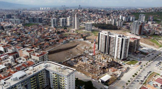İzmir'in Yapıları Yenileniyor