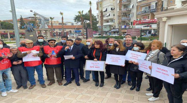 CHP Menemen İlçe Başkanlığı Basın Açıklaması Yaptı