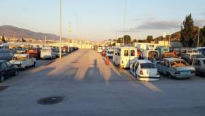 İzmir'de 459 Hurda Araç Toplandı