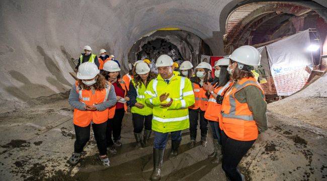 İzmir'de Raylı Sistem Ağı 270 Kilometreye Çıkacak