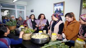 Başkan Çerçioğlu Emekçi Kadınlarla Bir Araya Geldi