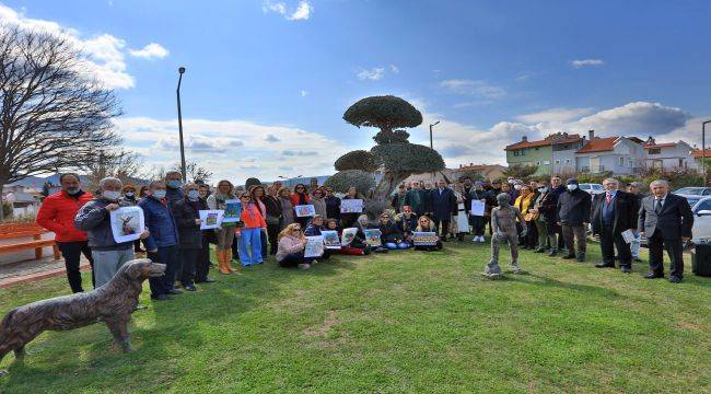 Güzelbahçe ‘Zeytinime Dokunma’ Diyerek Yönetmeliği Protesto Etti