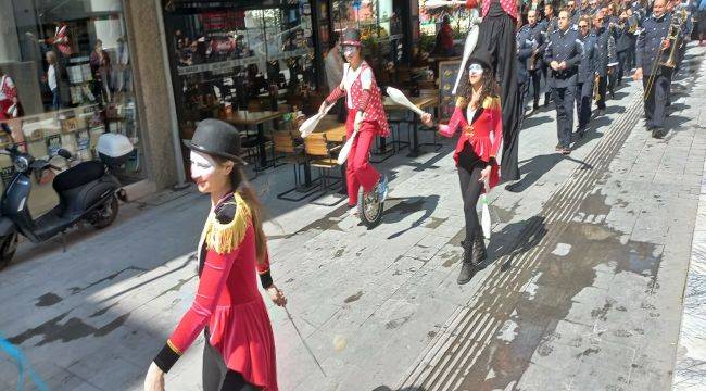 Şehir Tiyatroları'nın Üç Oyunu Ücretsiz Sahnelenecek