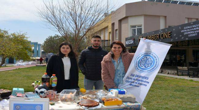  Sokak Hayvanları Yararına Kermes Düzenlendi