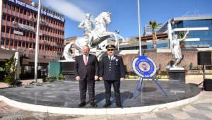 Menemen Polis Teşkilatını unutmadı