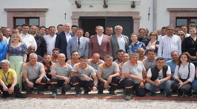Başkan Ergin çalışanlarla bayramlaştı