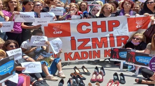 İzmirli kadınlardan ‘şiddete hayır’ çağrısı