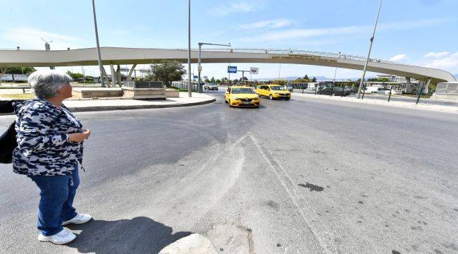 Konak'taki üst geçide Şehit Teğmen Dolunay'ın ismi verildi