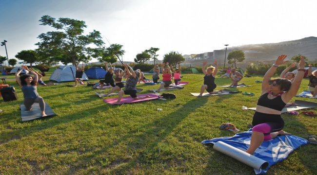 Yoga festivali başladı