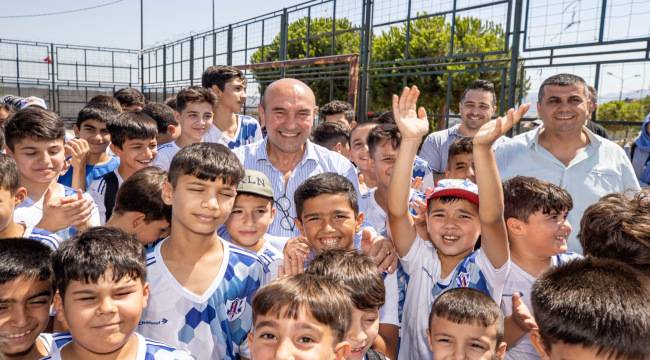 Başkan Soyer’den Kadifekale’de hizmet turu