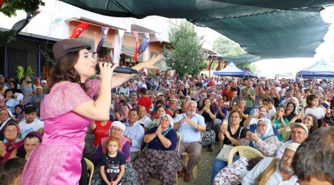 Çilek ve Barbunya Festivali ile şenlendi