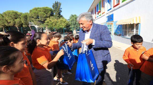 Güzelbahçe Belediyesi'den öğrencilere destek 