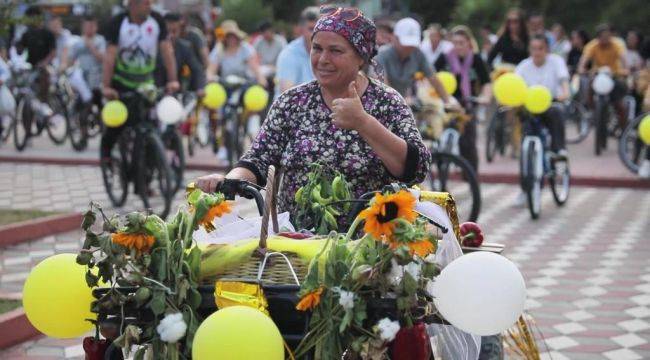 Kınık'ta hasat bisiklet turu düzenlendi