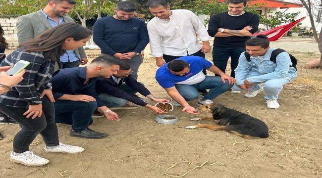 CHP'li gençlerden anlamlı hareket