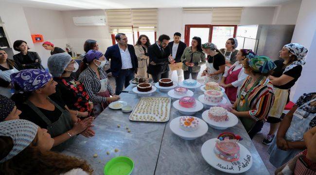 Narlıdere'nin Kursiyerleri Sertifikalarına Kavuştu