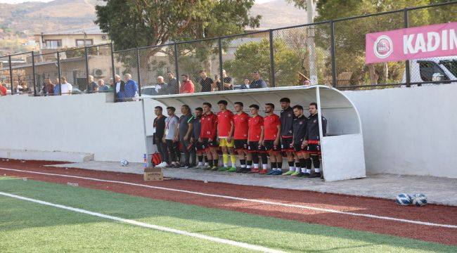 Güzelbahçe Belediyespor liderlik virajında