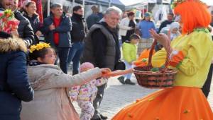 Karaburun’da “turuncu aşk” ile 13’üncü buluşma