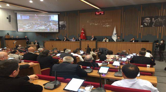 İzmir merkezi yönetimin kamu yatırımlarında 71. Sırada