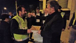 Başkan İduğ’dan işçilere baklava sürprizi