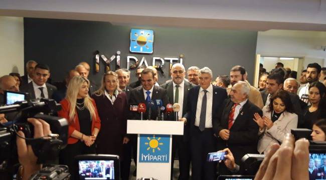 İzmir İyi Parti’de Benzircilioğlu göreve başladı