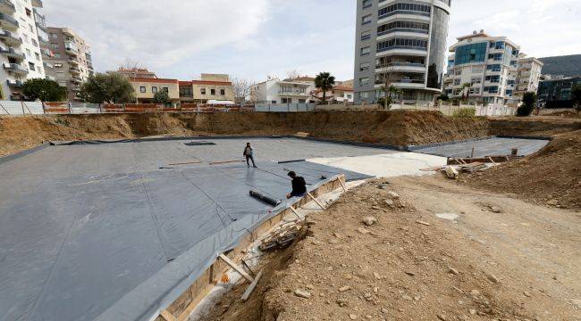 Pir Sultan Abdal Parkı’nda zemin iyileştiriliyor
