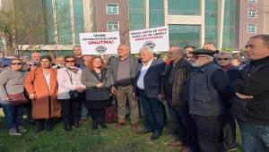 İzmir’deki Depremzedelerin Yaraları Sarılmadı