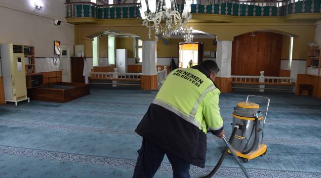 Menemen Belediyesi Cami Temizliğini Tamamladı