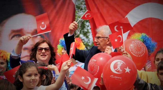 Ödemişli çocuklar 23 Nisan’ı coşkuyla kutladı