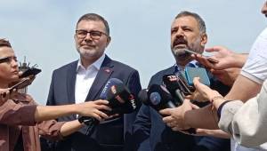 CHP ve AK Parti'de İzmir farkı: İl Başkanları kucaklaştı