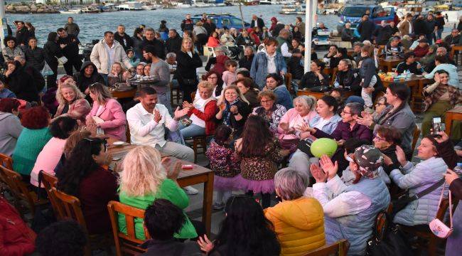 Foça’da Hıdırellez coşkusu