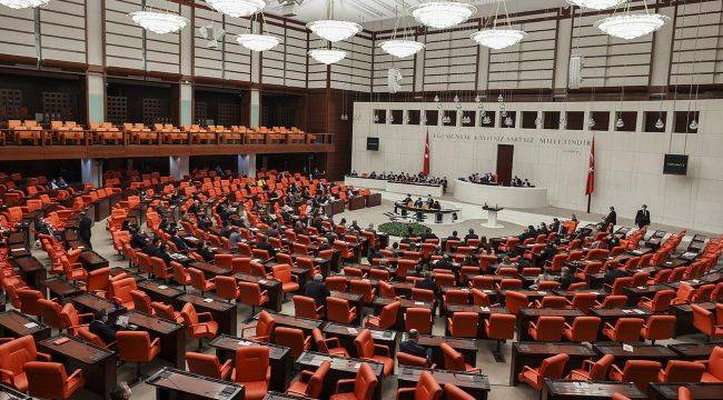 İzmir bütün ittifaklara şans verdi