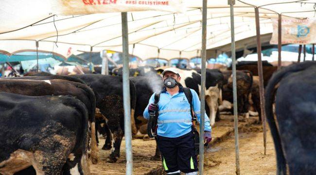 Bayraklı Belediyesi Kurban Bayramı'na hazır