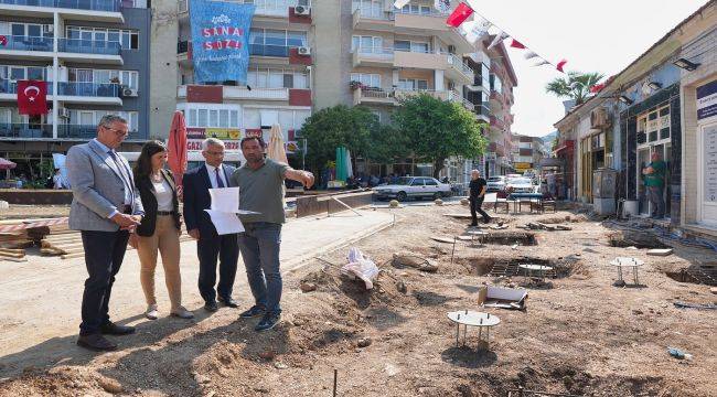 Gaziemir’de meydanlar yenileniyor