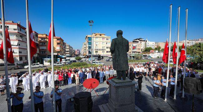 Bayraklı’da Büyük Zafer Coşkuyla Kutlandı