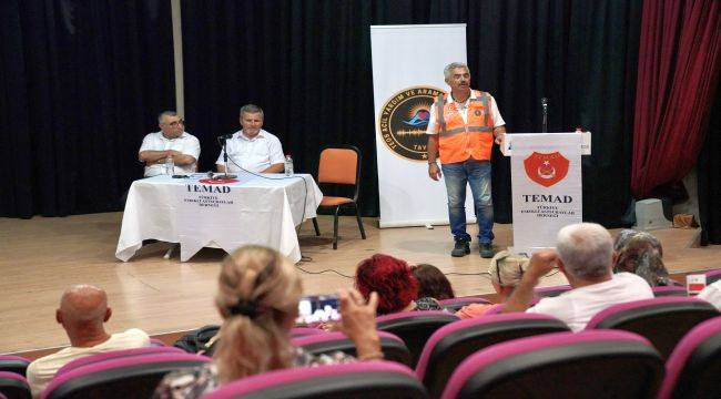 Seferihisar'da deprem konferansı yapıldı