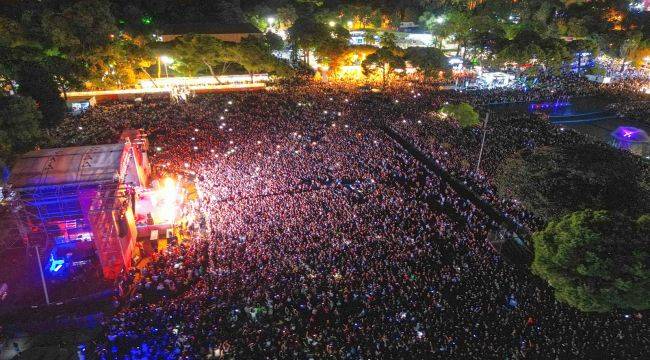 İzmirliler Kurtuluş Günü’nde İzmir Fuarı’na akın etti