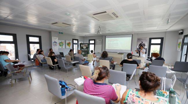 Meslek Fabrikası Eğitimleri Efes Yaşam Köyü'nde Sürüyor