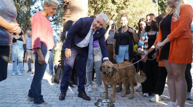 “Dünya Hayvan Hakları Günü”nü kutladı