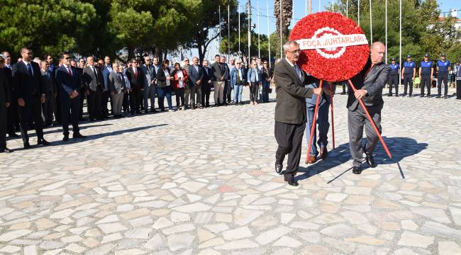 Foça’da Muhtarlar Günü İçin Tören Düzenlendi