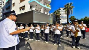 İzmir, Cumhuriyet'in 100'üncü yılını konserlerle karşılıyor