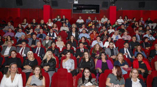 Öğretmenler için Atatürk filmi 