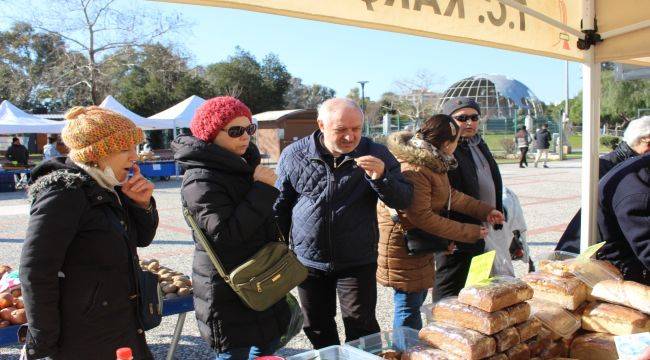 Karşıyaka’da üretici pazarı kuruldu