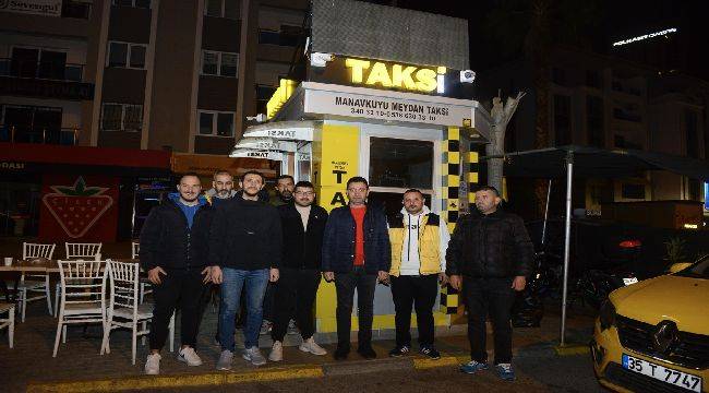CHP’li Önal, sahuru taksicilerle yaptı